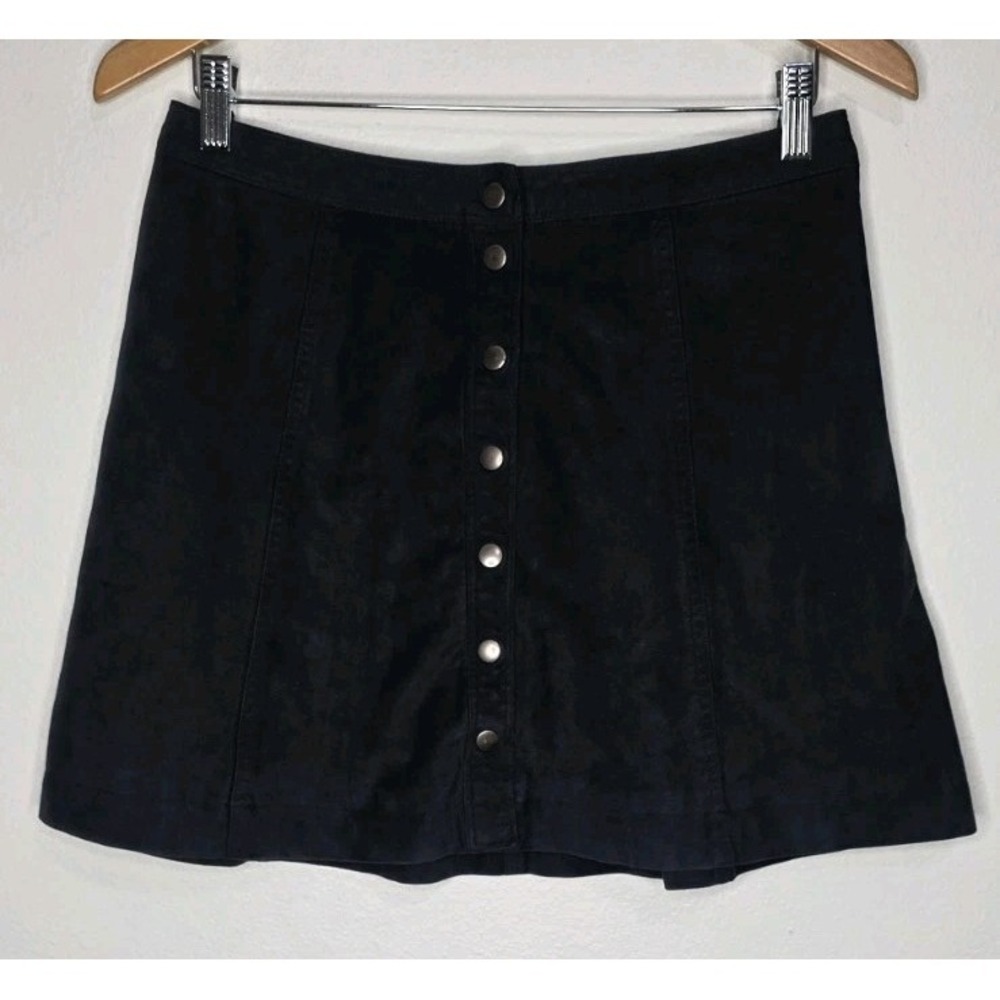 Abercrombie & Fitch A-Line Flare Skirt 6 Punk Black Faux Suede Snap Button Moto